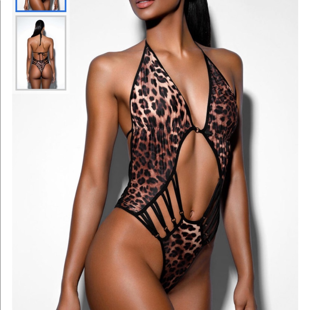 Akosh Lii Leopard print bathing suit